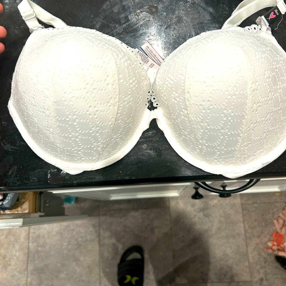 To Victoria’s Secret bras that are brand new with tags